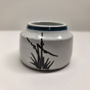 Small Minimalist Studio Pottery Handthrown Japanese Ink Style Pot